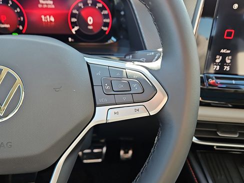 New 2026 Volkswagen Atlas Peak Edition image 20