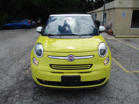 Used 2017 FIAT 500L Trekking w/ Premium Package FWD image 11