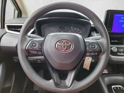 Used 2023 Toyota Corolla LE FWD image 17