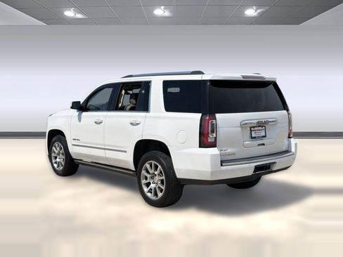 Used 2017 GMC Yukon Denali w/ Open Road Package image 3
