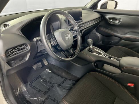 Used 2023 Honda HR-V Sport image 9