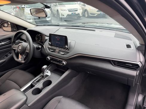 Used 2019 Nissan Altima 2.5 S FWD image 15