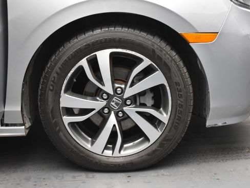 Used 2022 Honda Odyssey Touring image 5