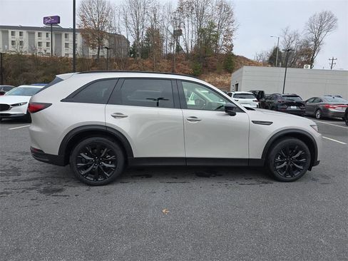 New 2026 MAZDA CX-90 3.3 Turbo w/ Premium Sport Pkg image 2