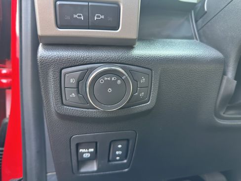 Used 2015 Ford F150 Lariat AWD/4WD image 14