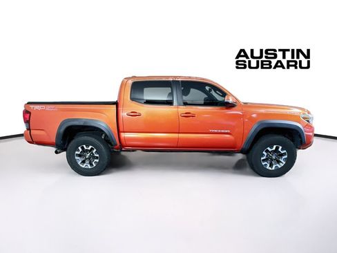 Used 2018 Toyota Tacoma TRD Off-Road w/ TRD Premium Off Road Package RWD image 8