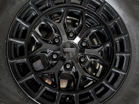 Used 2025 Ford F150 Raptor w/ Equipment Group 803A Raptor R image 34