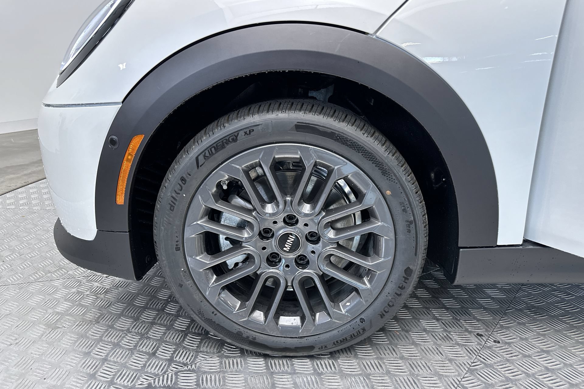 Used 2027 MINI Cooper 4-Door Hardtop FWD image 27