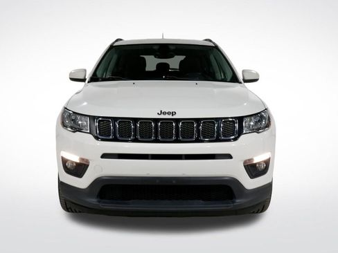 Used 2017 Jeep Compass Latitude w/ Popular Equipment Group image 10