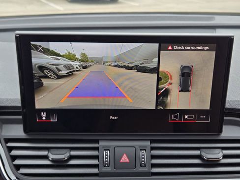 Certified 2025 Audi Q5 e Premium Plus AWD/4WD image 23