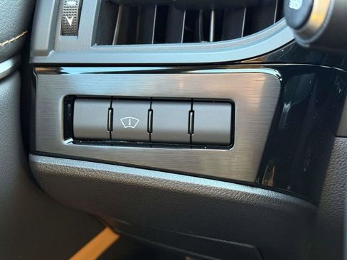 Used 2025 Lexus ES 350 Premium image 24