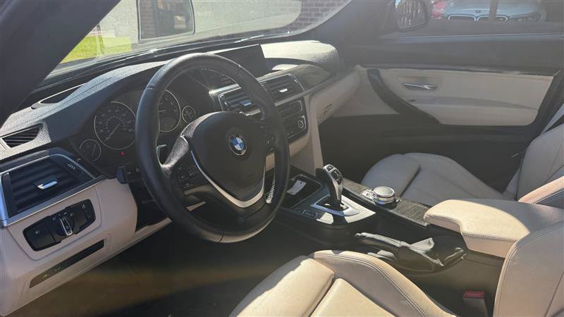 Used 2018 BMW 330i Gran Turismo xDrive AWD/4WD image 27