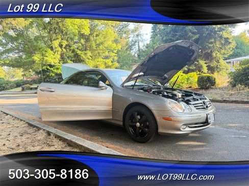 Used 2005 Mercedes-Benz CLK 320 Coupe image 37