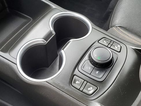 Used 2021 GMC Terrain SLT w/ LPO, Floor Liner Package FWD image 21