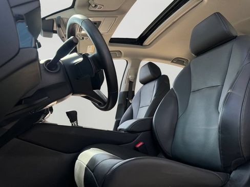 Used 2024 Honda Accord Touring image 22