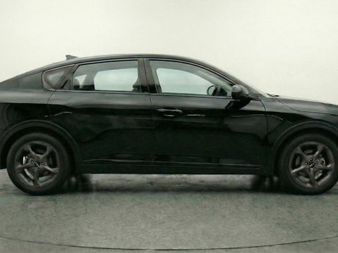 Used 2025 Kia K4 LXS image 11