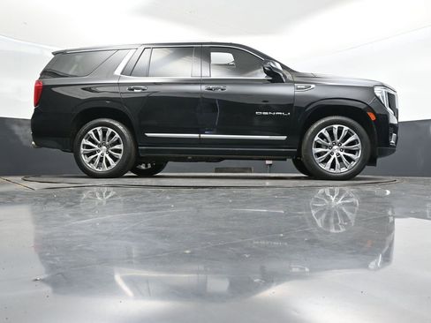 Used 2021 GMC Yukon Denali w/ Denali Premium Package image 49