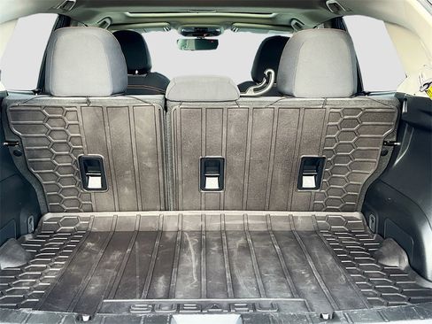 Used 2018 Subaru Crosstrek 2.0i Premium w/ Moonroof Package image 24