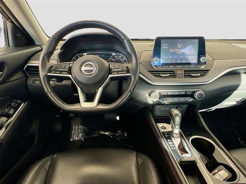 Used 2024 Nissan Altima 2.5 SR image 21