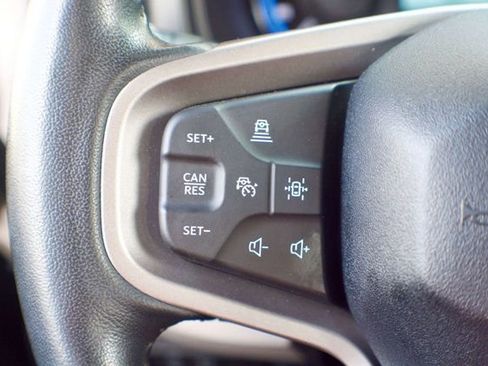 Used 2022 Ford Bronco Wildtrak image 23