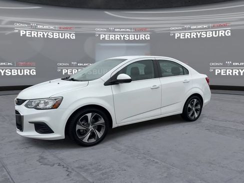 Used 2019 Chevrolet Sonic Premier FWD image 4
