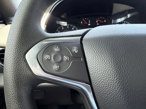 Certified 2023 Chevrolet Traverse LS w/ Safety Package FWD image 29