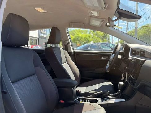 Used 2019 Toyota Corolla LE FWD image 25