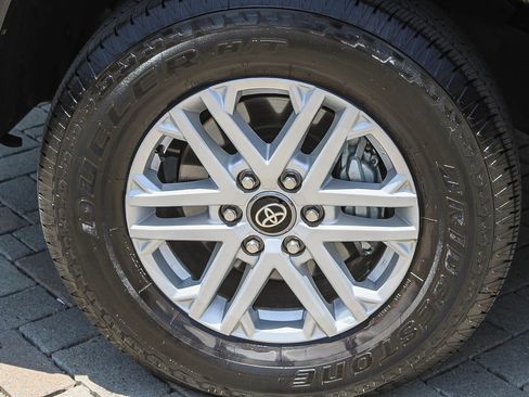 Certified 2026 Toyota Tundra SR5 w/ SR5 Convenience Package RWD image 13