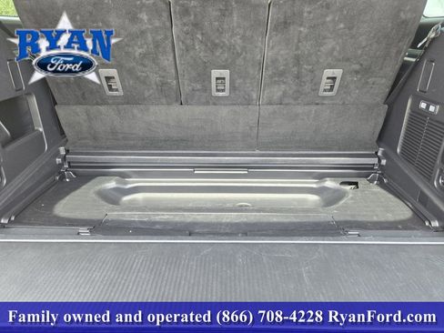 Certified 2025 Ford Expedition Active AWD/4WD image 24