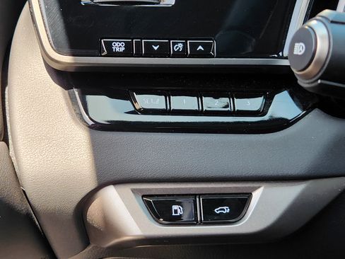 Used 2025 Lexus RX 350 Premium w/ Accessory Package (Z1) FWD image 29