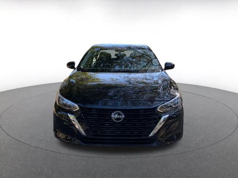 Used 2025 Nissan Sentra S image 2