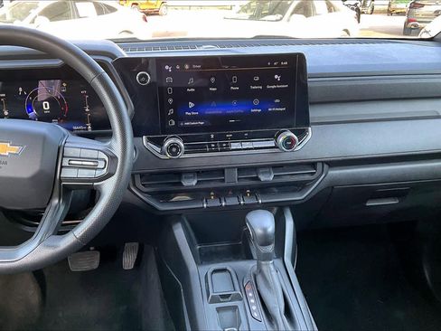Used 2023 Chevrolet Colorado W/T image 6