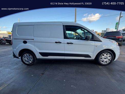 Used 2018 Ford Transit Connect XLT image 5