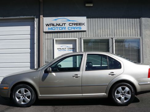 Used 2004 Volkswagen Jetta GLS image 19
