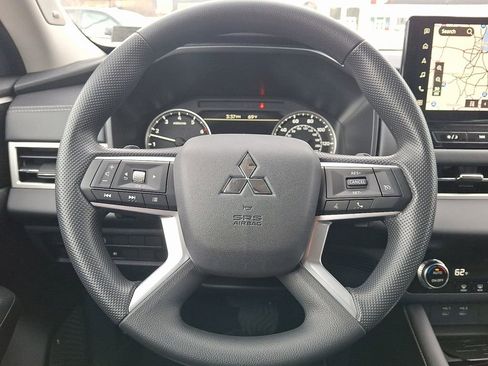 New 2026 Mitsubishi Outlander ES AWD/4WD image 10