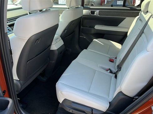 New 2025 Hyundai Santa Fe Limited FWD image 15