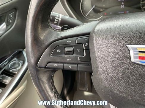 Used 2019 Cadillac XT4 Luxury w/ Cold Weather Package AWD/4WD image 22