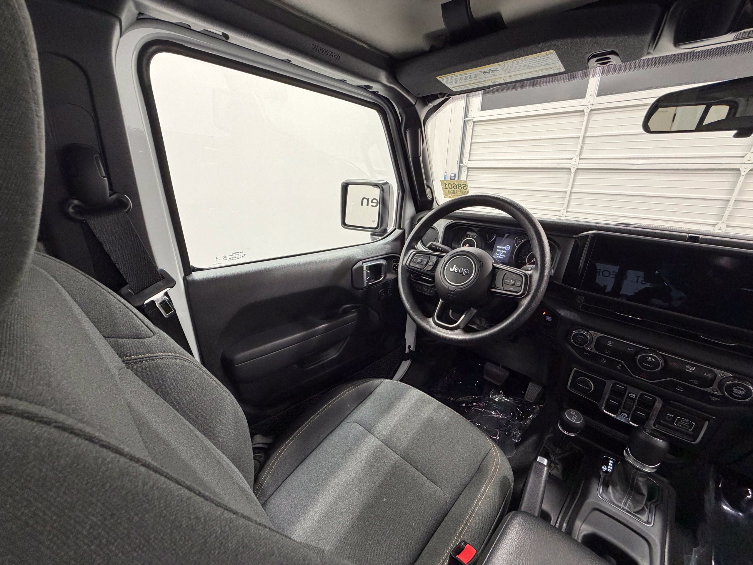 Used 2025 Jeep Gladiator Sport AWD/4WD image 33