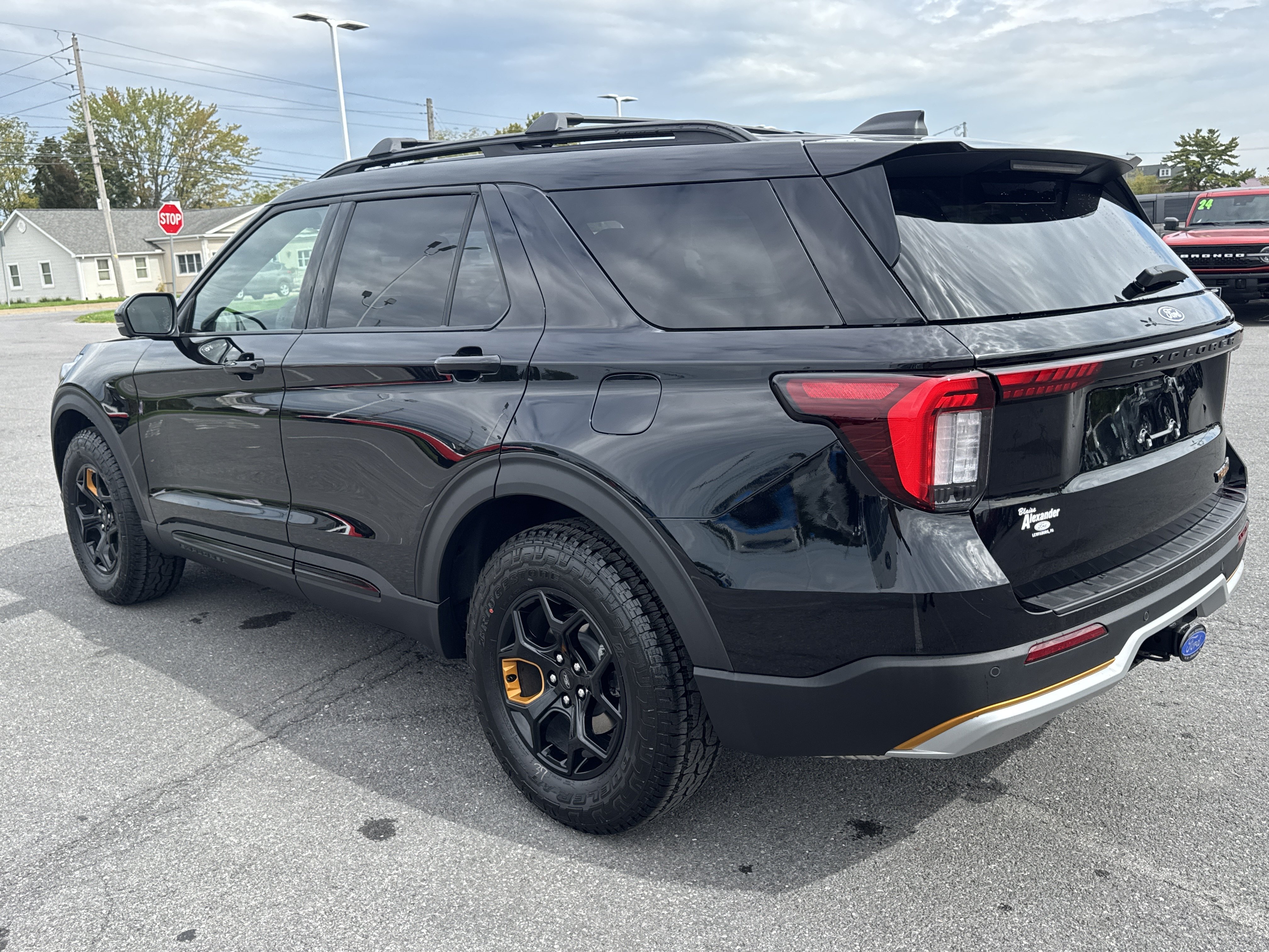 New 2027 Ford Explorer Tremor AWD/4WD image 6