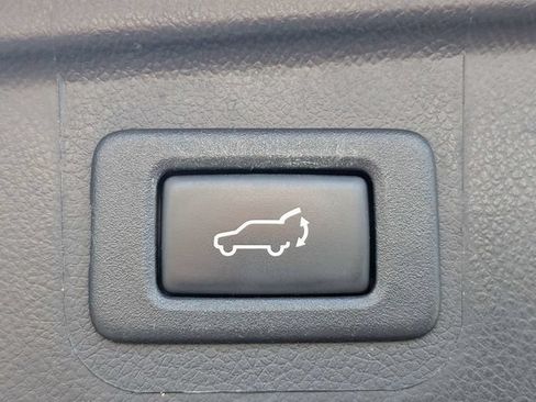 Used 2018 Subaru Outback 2.5i Premium AWD/4WD image 14