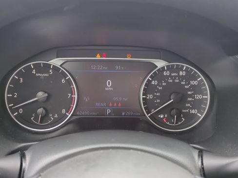 Used 2024 Nissan Altima 2.5 SV FWD image 20