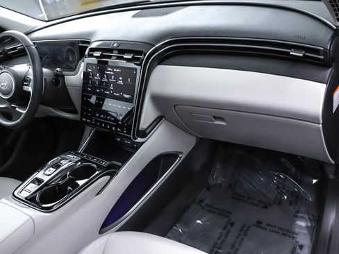 Used 2023 Hyundai Tucson Limited image 29