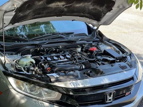 Used 2018 Honda Civic Si image 32