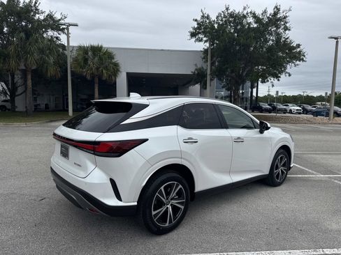 Used 2023 Lexus RX 350 Premium w/ Accessory Package (Z1) FWD image 3