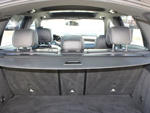 Used 2019 Mercedes-Benz GLC 300 4MATIC w/ Premium Package image 36