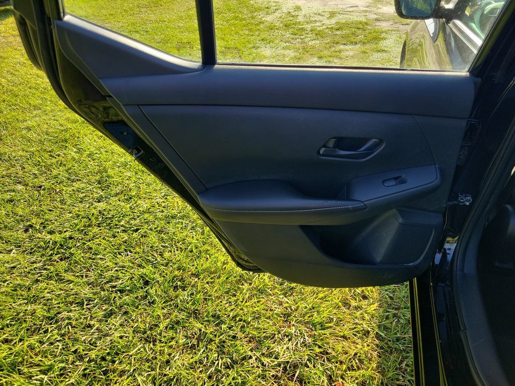 Used 2024 Nissan Sentra SV w/ All-Weather Package FWD image 16