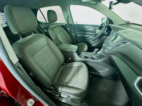 Used 2019 Chevrolet Equinox LT FWD image 29