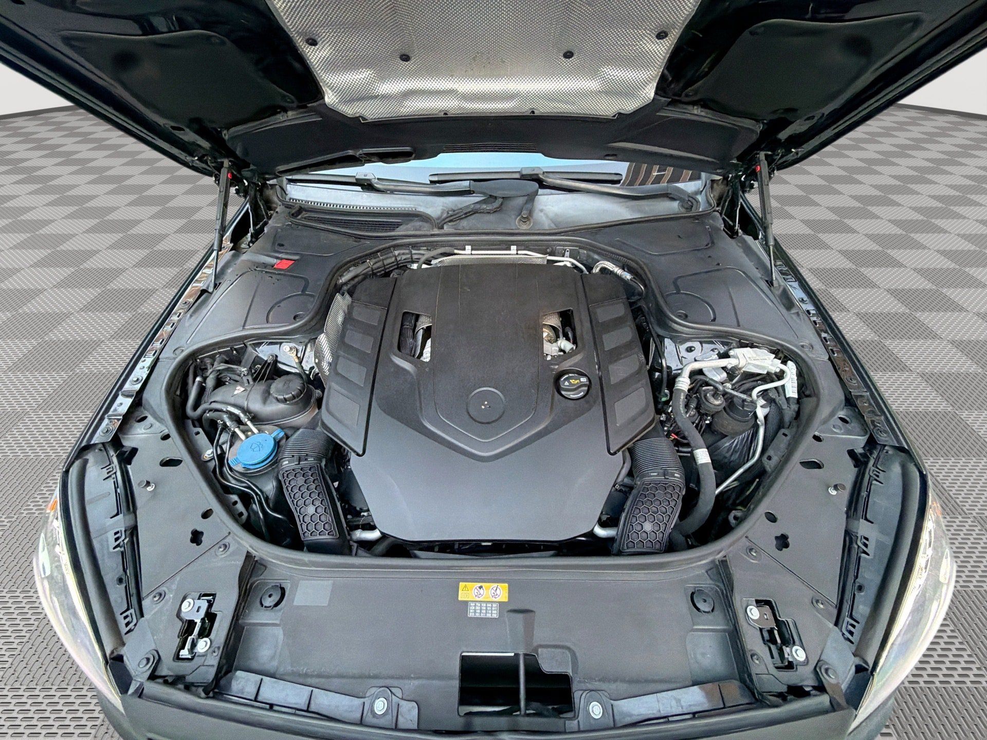 Used 2019 Mercedes-Benz S 560 Sedan image 18