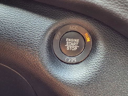 Used 2022 Jeep Cherokee Latitude Lux image 10