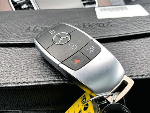 Certified 2022 Mercedes-Benz GLC 43 AMG 4MATIC image 14